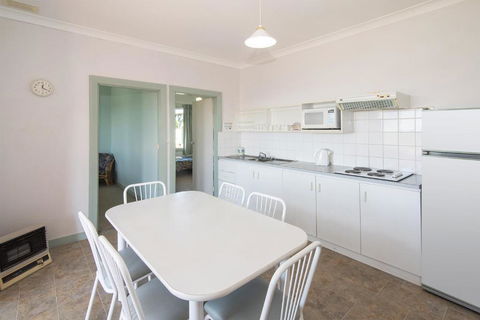 Augusta Hotel Motel - Hotel Accommodation 6