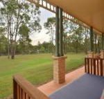 Merewether Homestead with Pool  Family friendly - Hotel Accommodation