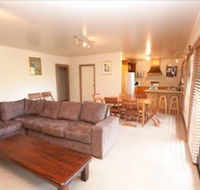 Eastwind on Chinamans Creek - Hotel Accommodation