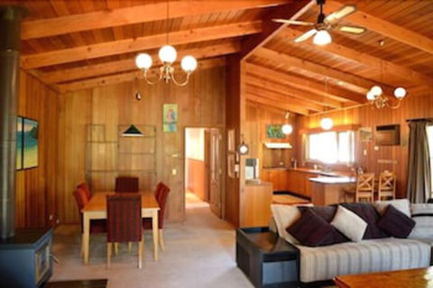 Lisieux - Hotel Accommodation 7