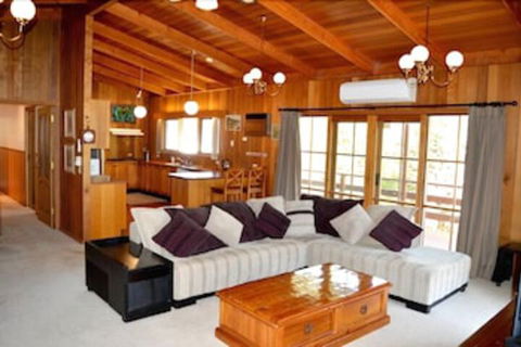 Lisieux - Hotel Accommodation 0