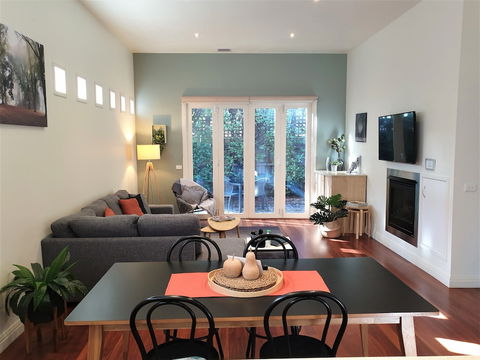 Healesville House - Magnolia House - Hotel Accommodation 6