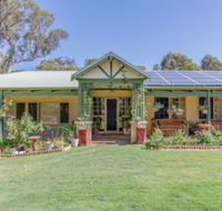 Devonleigh Bed  Breakfast - Hotel Accommodation