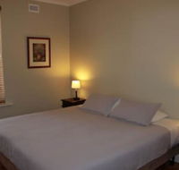 Warwick Apartment - Hotel Accommodation