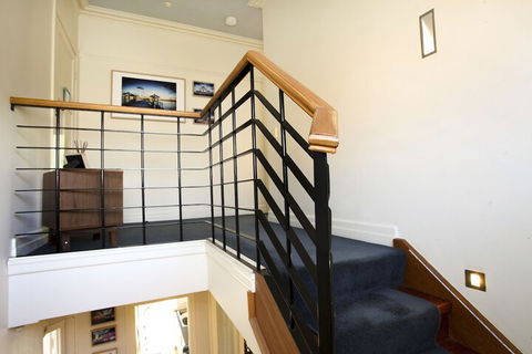 Little St Kilda - Hotel Accommodation 4