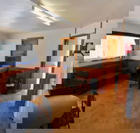 Jenolan Holiday Park - Campsite - Hotel Accommodation