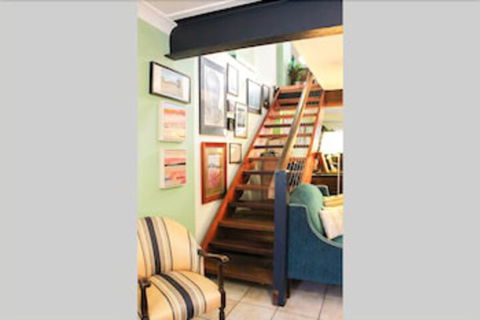 Historic Cottage - Hotel Accommodation 1