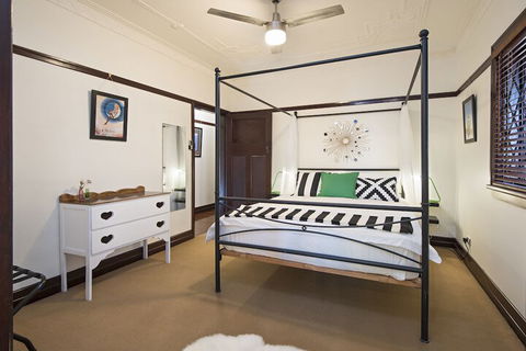 Anville Court - Hotel Accommodation 7