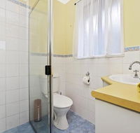 Lakeside Encounter Bay