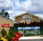 Gin Gin Village Motor Inn Motel - Hotel Accommodation