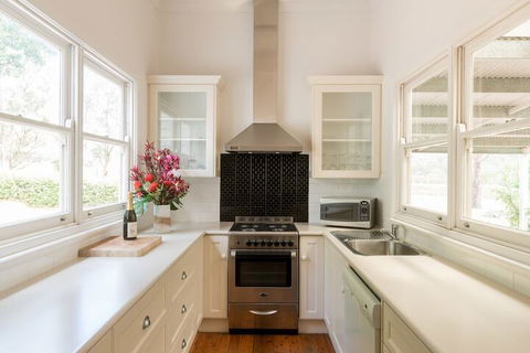 Cockfighters Ghost Vineyard - Hotel Accommodation 2