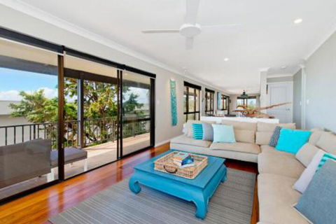 Apricari Oasis By The Sea - Hotel Accommodation 0
