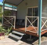 Kingfisher Caravan Park - Hotel Accommodation