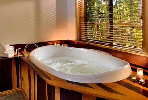 Sharlynn By The River - Hotel Accommodation 4