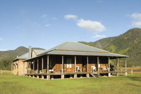 East Kunderang Homestead - Hotel Accommodation 0