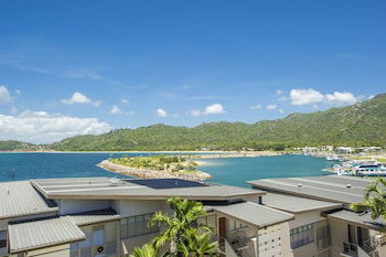1 Bright Point Apartment 1503 - Hotel Accommodation 0