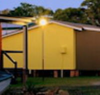 Lake Conjola Waterfront Holiday Park - Hotel Accommodation