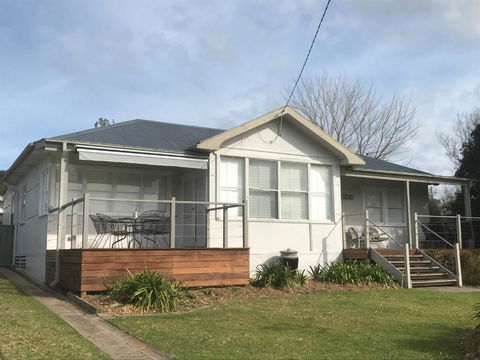Moruya Holiday House - Hotel Accommodation 2