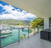 Blue on Blue Apartment 327 - Hotel Accommodation