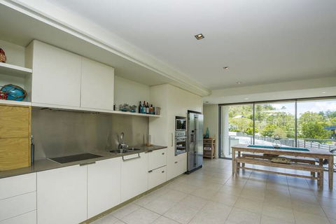Blue On Blue Apartment 327 - Hotel Accommodation 3
