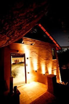 Nahmahlu - Hotel Accommodation 0