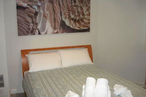 Waters Edge Townhouse 4 - Hotel Accommodation 3