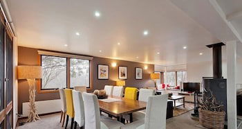 Aosta - Hotel Accommodation 1