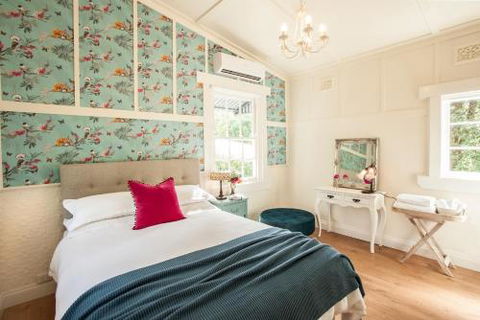 Little Violet - Hotel Accommodation 6