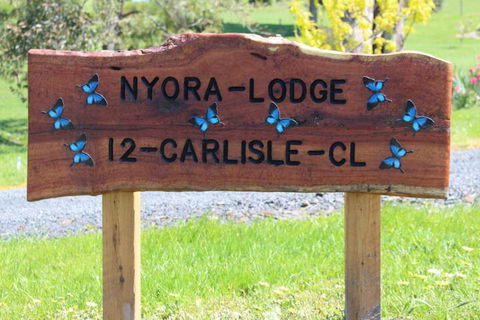 Nyora Lodge B & B - Hotel Accommodation 4