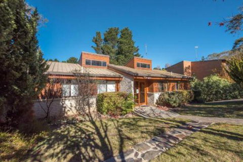 Whispering Pines 2 - Hotel Accommodation 0