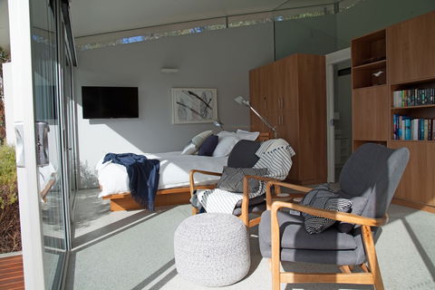 Eaglehawk Pavilions - Hotel Accommodation 3