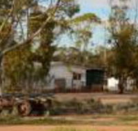 Nulla Nulla Farm Retreat - Hotel Accommodation