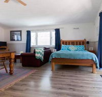 Laneway studio heart of Fremantle - Hotel Accommodation