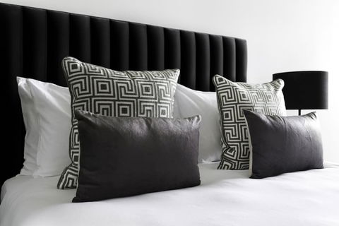 Birch Apartments - Hotel Accommodation 4