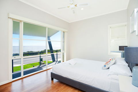 Salt - - Hotel Accommodation 1