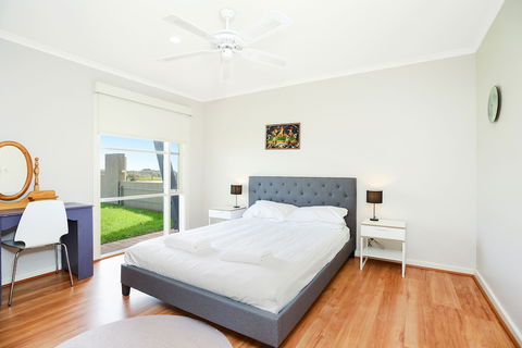 Salt - - Hotel Accommodation 2