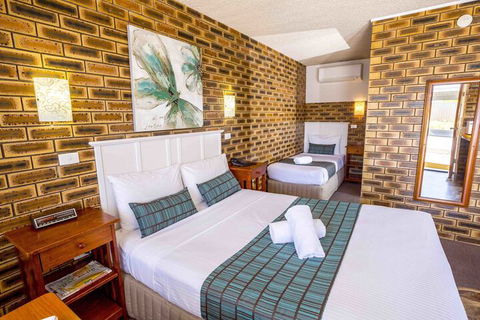 Apple & Grape Motel - Hotel Accommodation 2