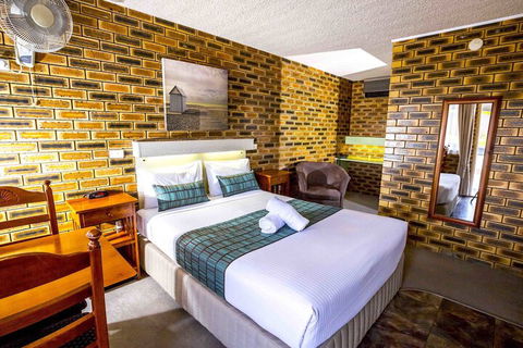 Apple & Grape Motel - Hotel Accommodation 4