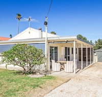 Boat House - Hotel Accommodation