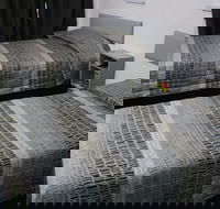 Bourbong Street Motel - Hotel Accommodation