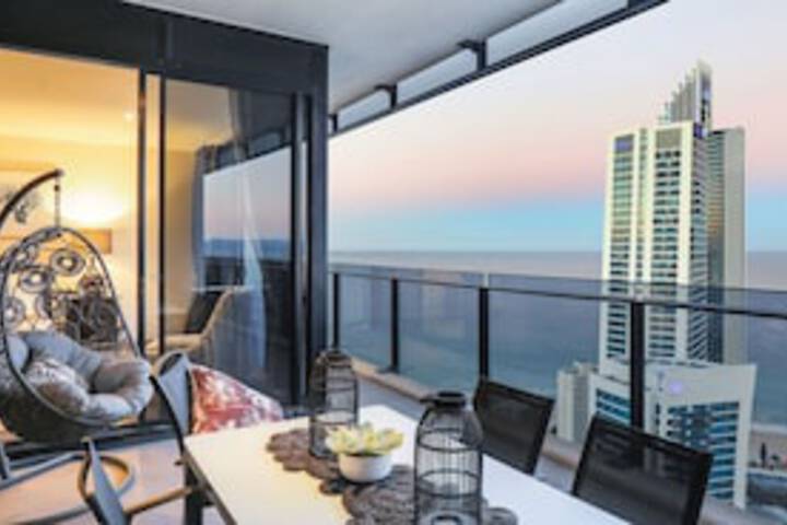 Surfers Paradise QLD Hotel Accommodation