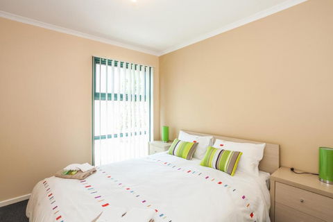 Anglesea River Apartments 2 Bed Unit 2 / 4 - Hotel Accommodation 3