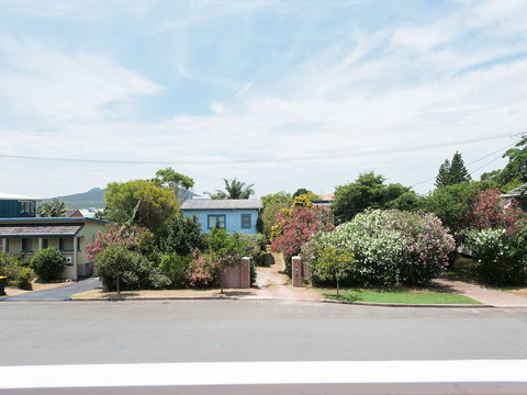 The Loft At Fingal Bay - Hotel Accommodation 0