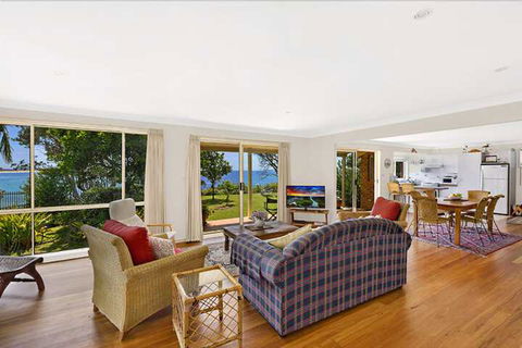 Stunning Ocean Views - Hotel Accommodation 7