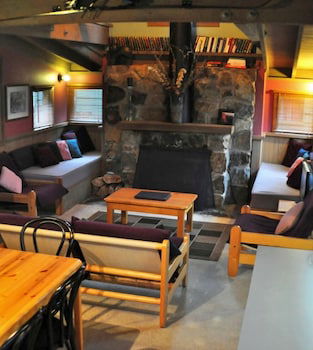 Bright - Hotel Accommodation 2