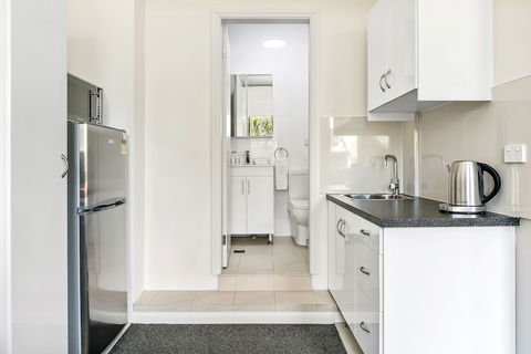 Excelsior Serviced Apartments - Hotel Accommodation 4