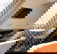 Mercure Orange - Hotel Accommodation