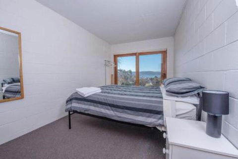 Alpine Apartment Great Location With Views Of Lake Jindabyne - Hotel Accommodation 2