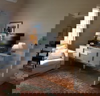 Kits Coty - Hotel Accommodation