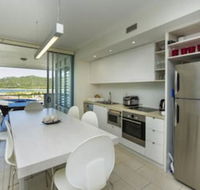 1 Bright Point Apartment 1502 - Hotel Accommodation